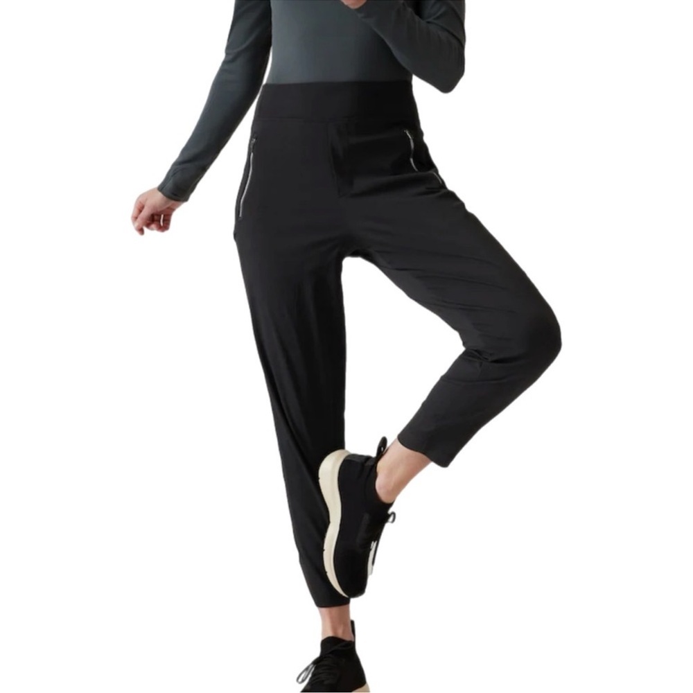 Athleta Trekkie North Jogger